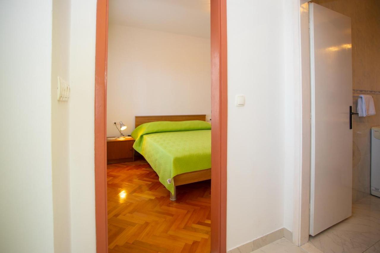 Apartment Nola Podgora Eksteriør bilde