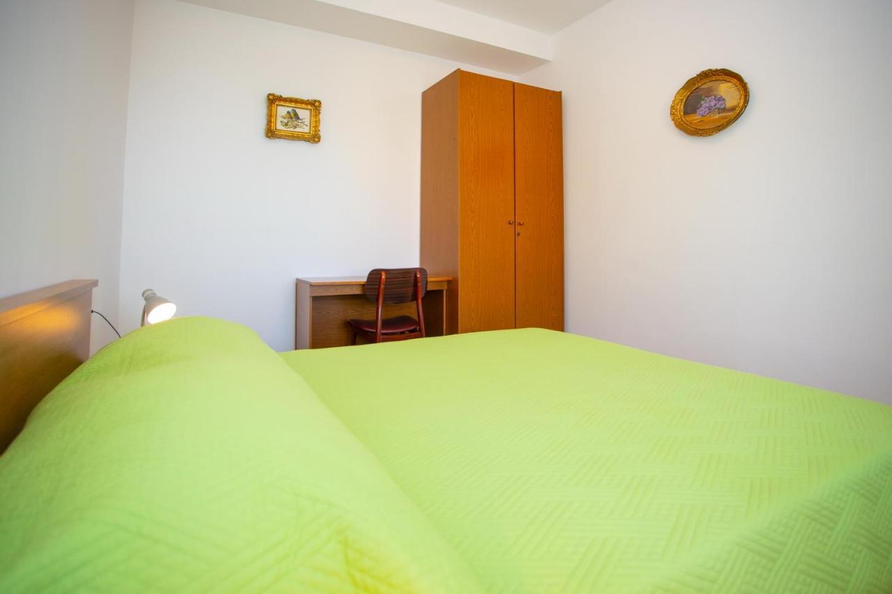 Apartment Nola Podgora Eksteriør bilde