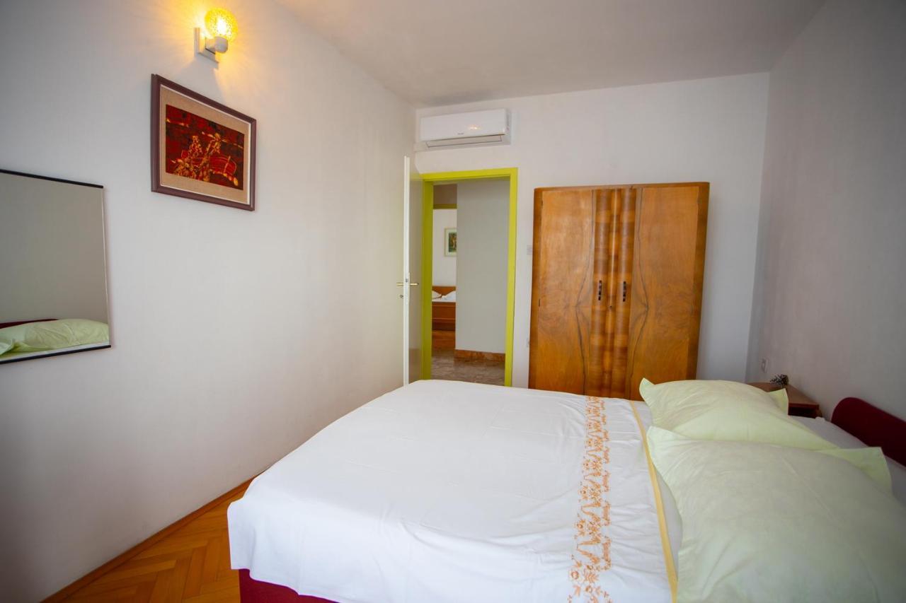 Apartment Nola Podgora Eksteriør bilde