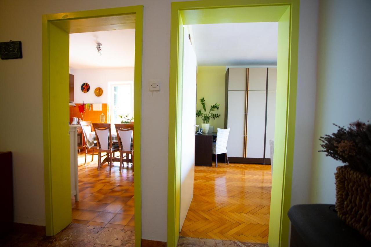 Apartment Nola Podgora Eksteriør bilde