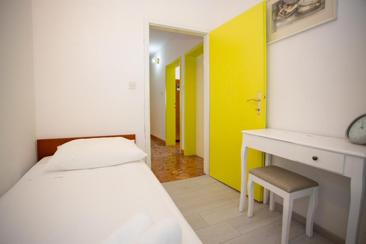 Apartment Nola Podgora Eksteriør bilde