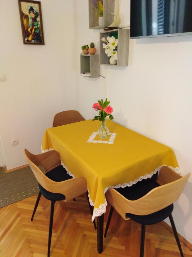 Apartment Nola Podgora Eksteriør bilde