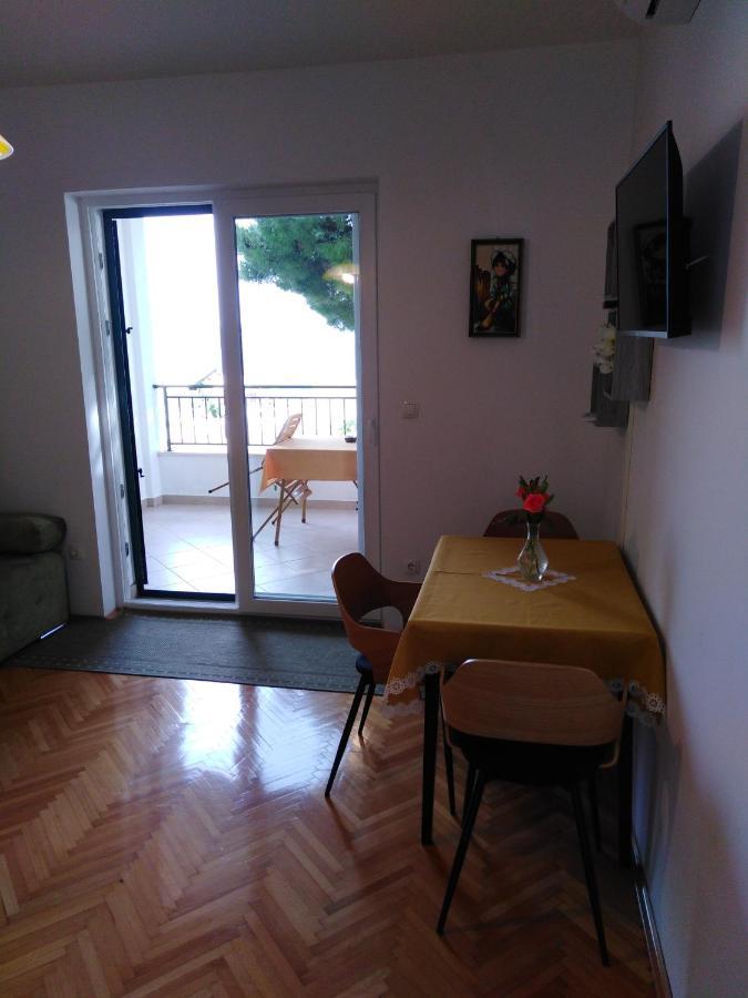 Apartment Nola Podgora Eksteriør bilde