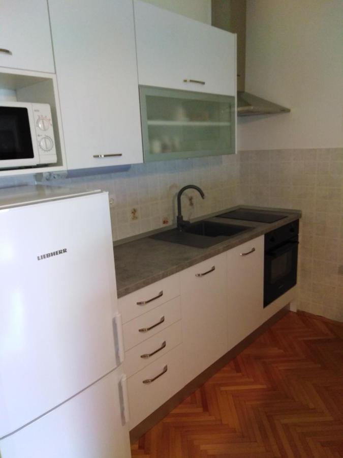 Apartment Nola Podgora Eksteriør bilde