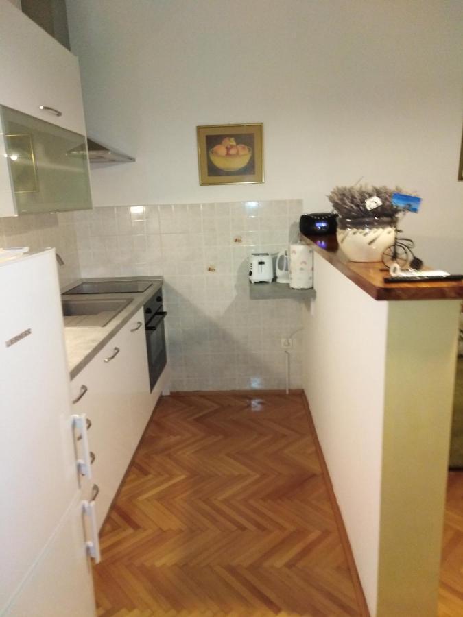 Apartment Nola Podgora Eksteriør bilde